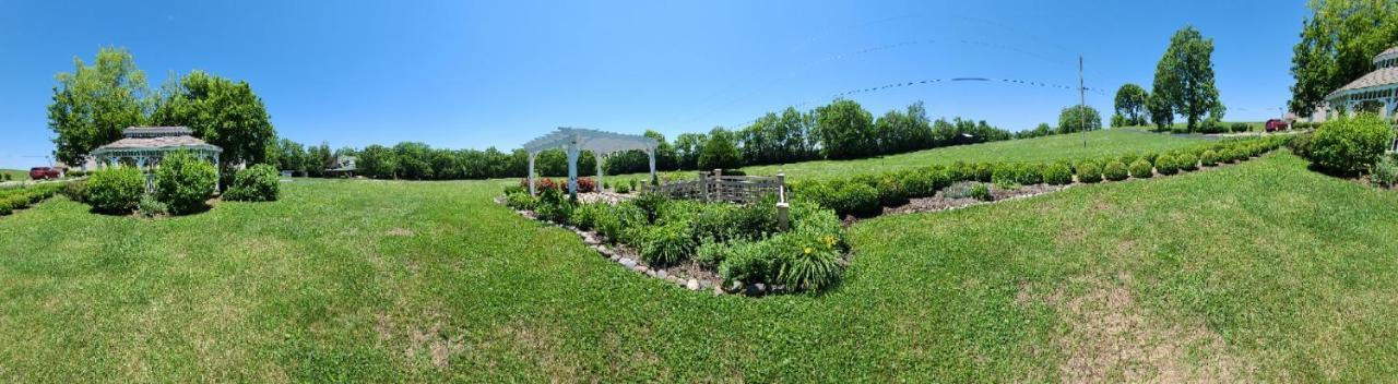 Rabbit Creek Bed & Breakfast Versailles Εξωτερικό φωτογραφία