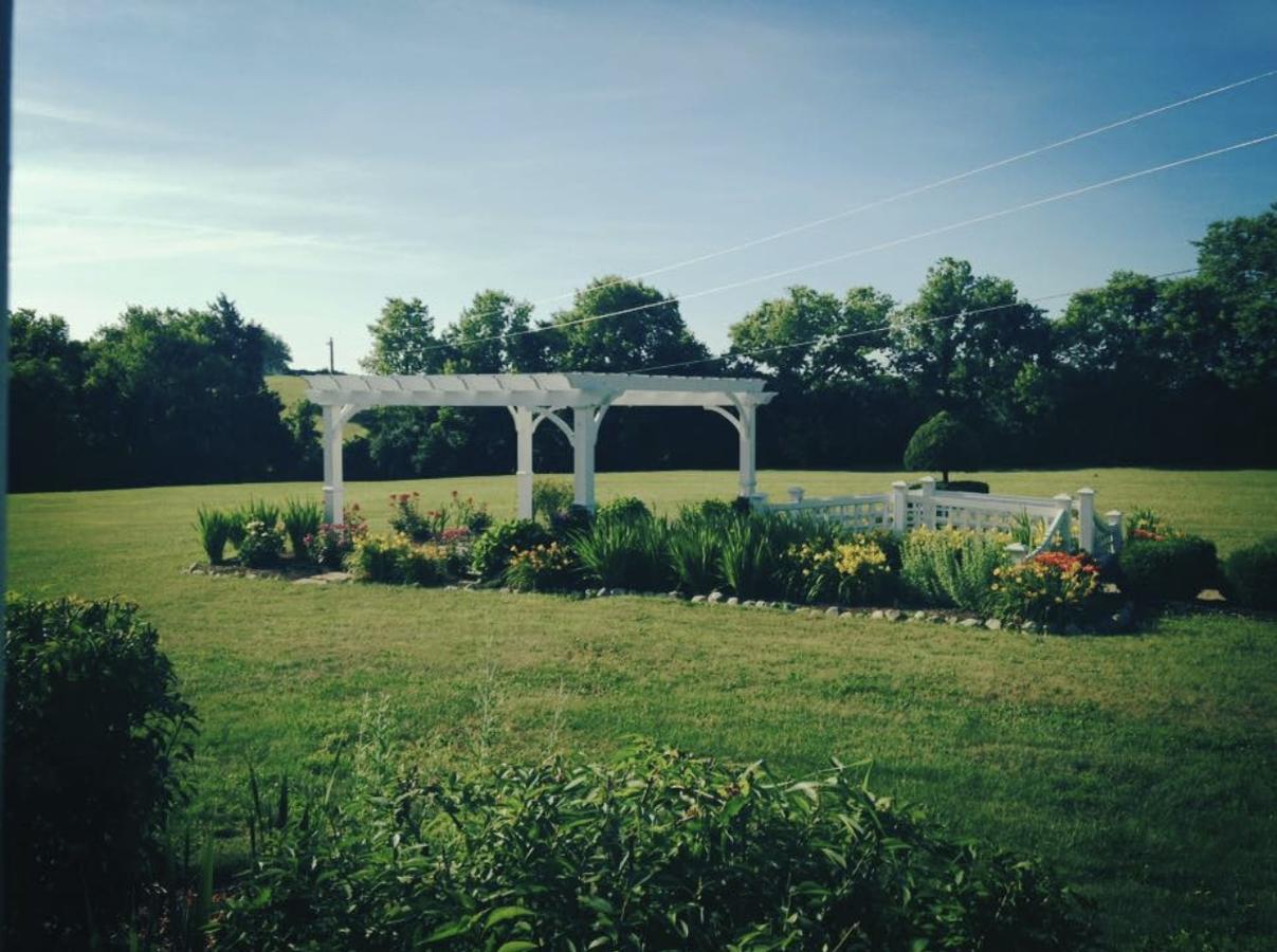 Rabbit Creek Bed & Breakfast Versailles Εξωτερικό φωτογραφία